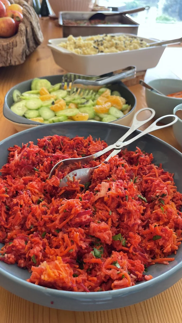 Organic, mindful meals served at the retreat